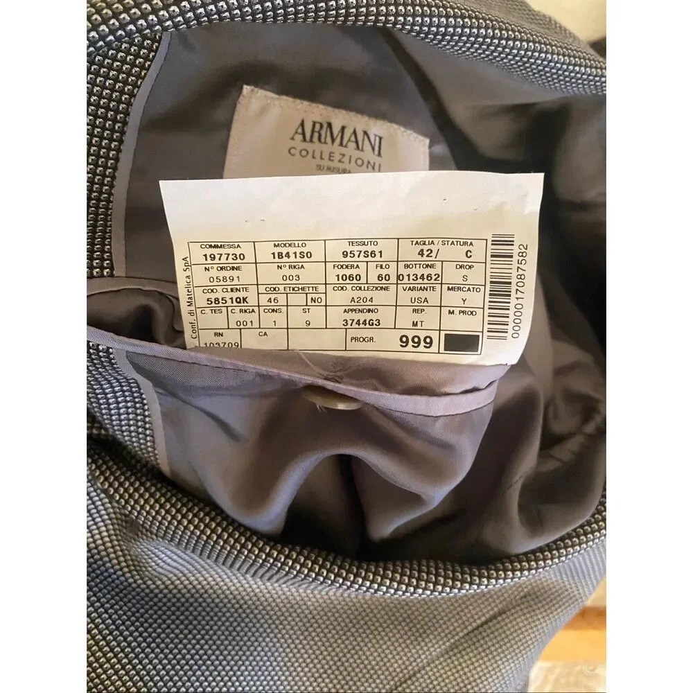 Armani Collezioni Grey Wool/ Silk Two Button Men Blazer SzL / 44R